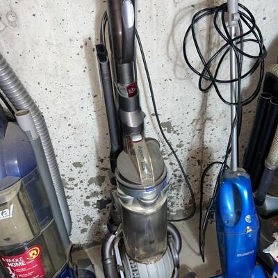 Huge Lot of Vacuums