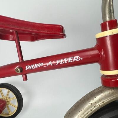 Small Vintage Radio Flyer Tricycle Doll Display Imagination Play