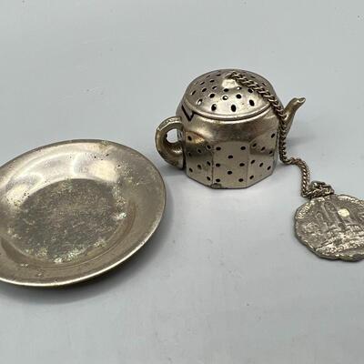 1934 World's Fair Chicago Tea Pot Shaped Loose Tea Diffuser