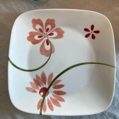 48 pc Dinnerware Set Vintage