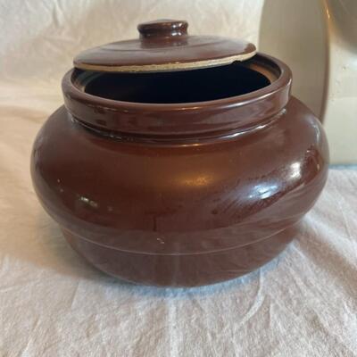 Kitchen Pottery Jars Lot