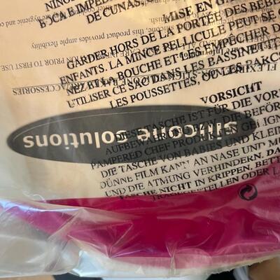 Huge Kitchen Lot Knives, Foodsaver, Iced Tea Pot, Vintage Pans, Straw Holder Can Opener and More