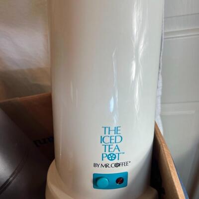 Huge Kitchen Lot Knives, Foodsaver, Iced Tea Pot, Vintage Pans, Straw Holder Can Opener and More