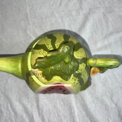 Huge Kitchen Lot Knives, Foodsaver, Iced Tea Pot, Vintage Pans, Straw Holder Can Opener and More