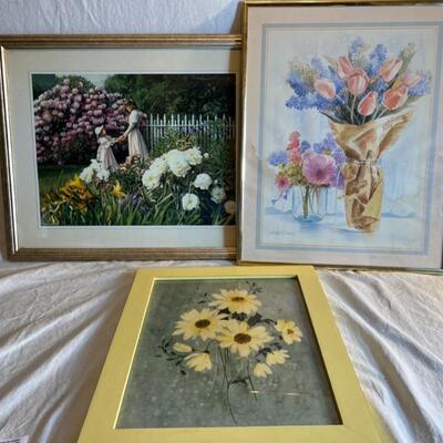 Large Frame and Print Lot