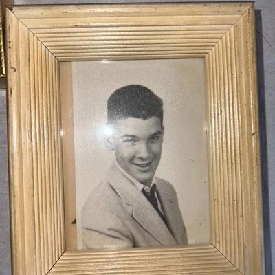 Huge Lot of Vintage Photo Frames Lot #1