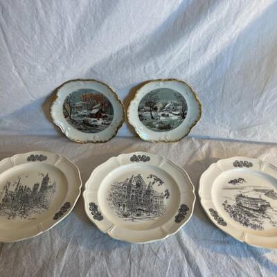 Large Lot of Decorative/Commemorative Vintage/Antique Plates