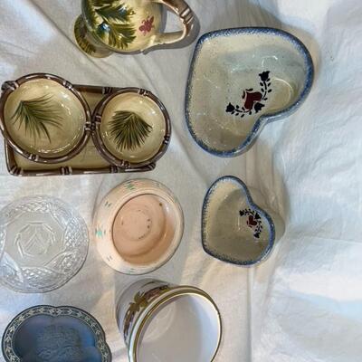 Misc. Pottery and Vintage Items Lot