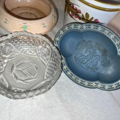Misc. Pottery and Vintage Items Lot