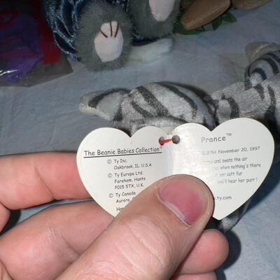 Vintage Collectible Stuffed Animal Huge Lot TY, FAO Swartz More
