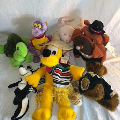 Vintage Collectible Stuffed Animal Huge Lot TY, FAO Swartz More