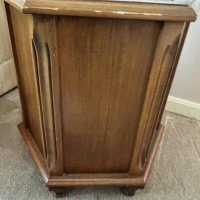 Vintage Furniture End Table w/ Inside Storage