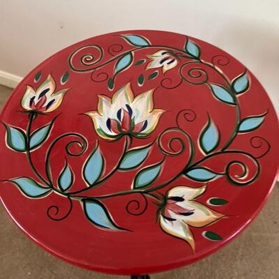 2 Metal Decorative Tables