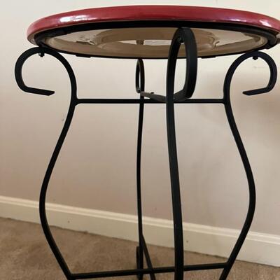 2 Metal Decorative Tables