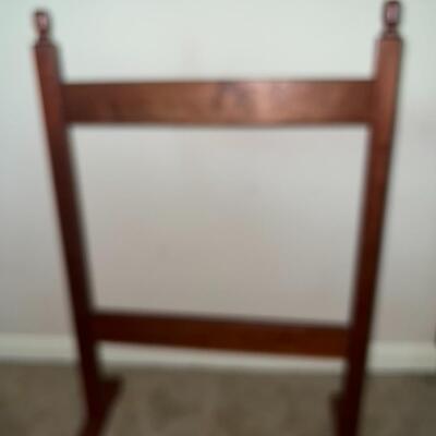 Wooden Quilt Rack