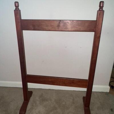 Wooden Quilt Rack