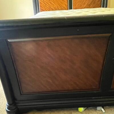 Queen Size Orthopedic Bed w/ Frame and Headboard