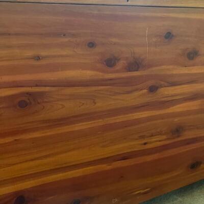 Lane Sweetheart Chest