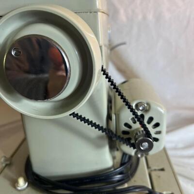 Vintage Sears Kenmore Sewing Machine w/ Extras Made in Japan