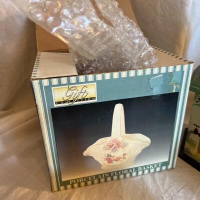 Huge Misc. Home Decor and Decorations