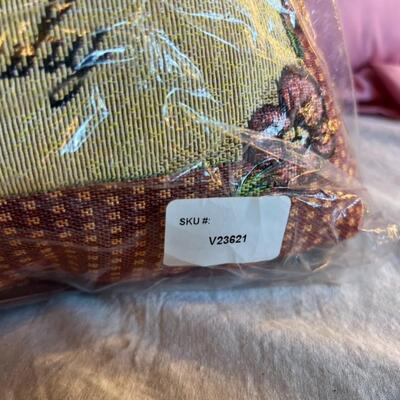 Huge Misc. Home Decor and Decorations