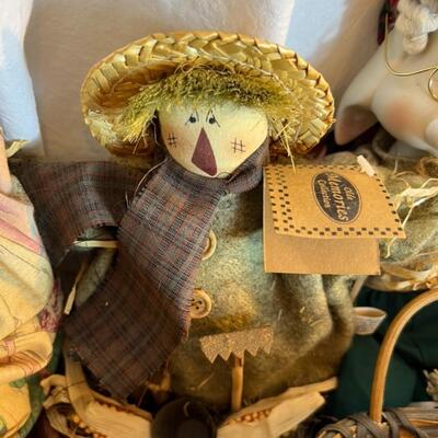 House of Lloyd Stuffed Decorative Figures - Large Lot