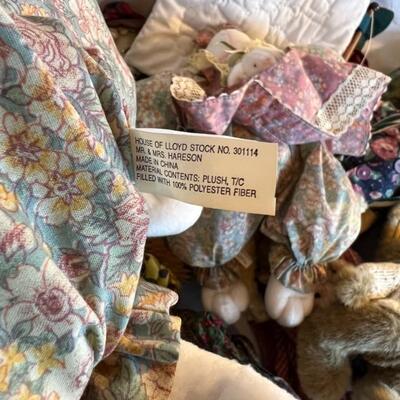 House of Lloyd Stuffed Decorative Figures - Large Lot