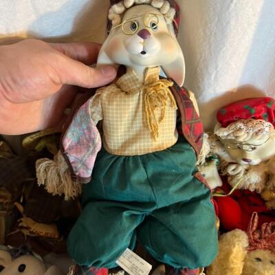 House of Lloyd Stuffed Decorative Figures - Large Lot