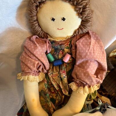 House of Lloyd Stuffed Decorative Figures - Large Lot