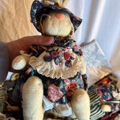 House of Lloyd Stuffed Decorative Figures - Large Lot