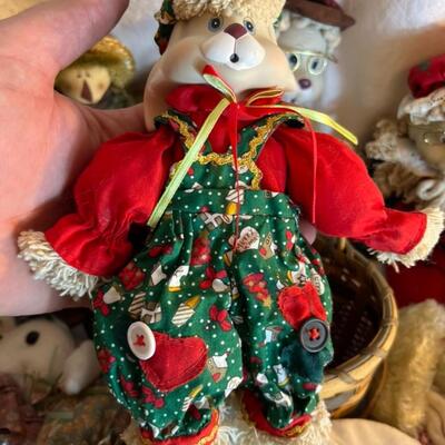 House of Lloyd Stuffed Decorative Figures - Large Lot