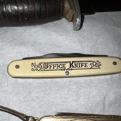 Vintage Knife Lot (4)