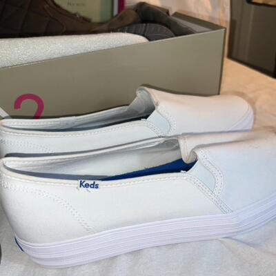 Lot of Woman's Size 11 Shoes