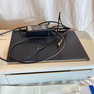 2 Printer Lot HP Desktop 101 and Dell 924 Model w/Manuals and Cords