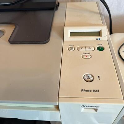 2 Printer Lot HP Desktop 101 and Dell 924 Model w/Manuals and Cords