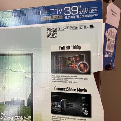 39' Samsung LED TV w/ Remote and Box