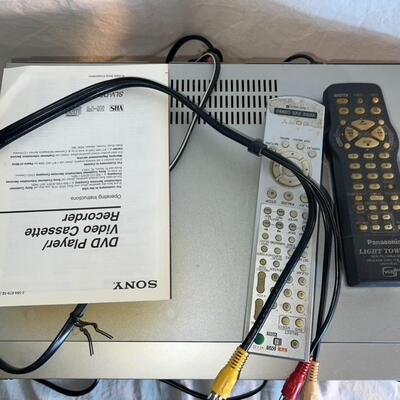 DVD / VHS Players Lot of 3