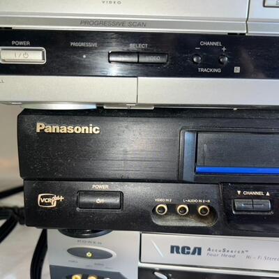 DVD / VHS Players Lot of 3