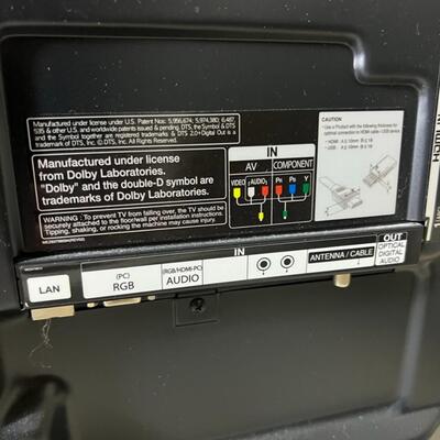 38' LG TV