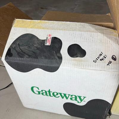 Old Gateway Computer w/ Box