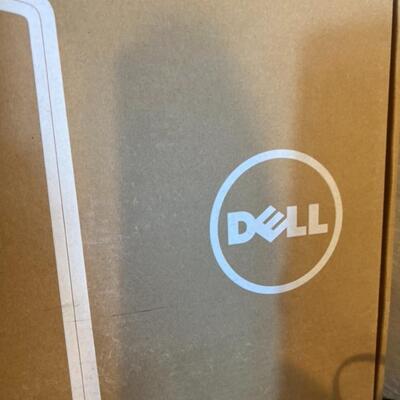 Dell Inspiron 20 Model 3048 Series Desktop Computer w/ Keyboard, Mouse, and Box