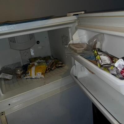 Frigidaire Top Mount Refrigerator/Freezer