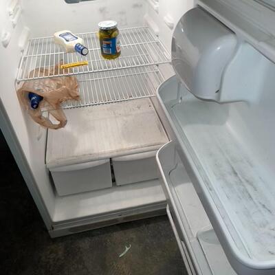 Frigidaire Top Mount Refrigerator/Freezer