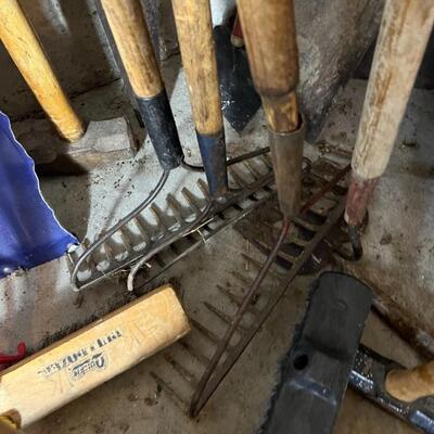 Huge Garden Tool Lot