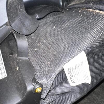 Cub Cadet Grass Gauge Attachement Appears Unused