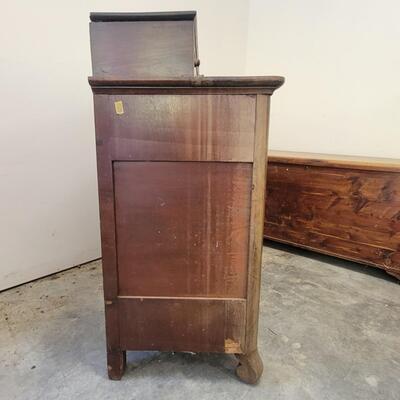 Antique Wooden Dresser (G-DW)