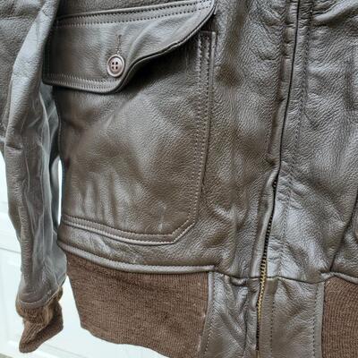 LOT 118: Vintage Leather Marine Corps Bomber Jacket Size 40