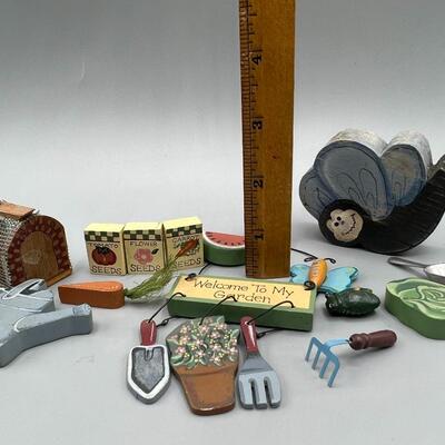 Lot of Miscellaneous Miniature Doll Size Wooden Garden Pieces Signs, Tools, Vegetation & More