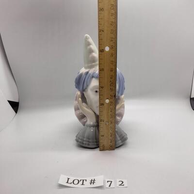 Lot 72 - Ceramic Clown Figurine