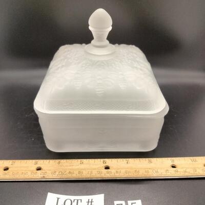 Lot 75 - Frosted Glass Beehive Dish